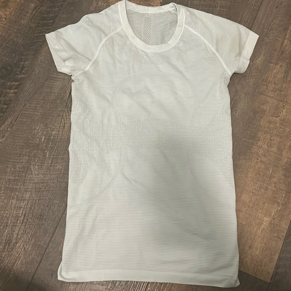 lululemon white swiftly tech